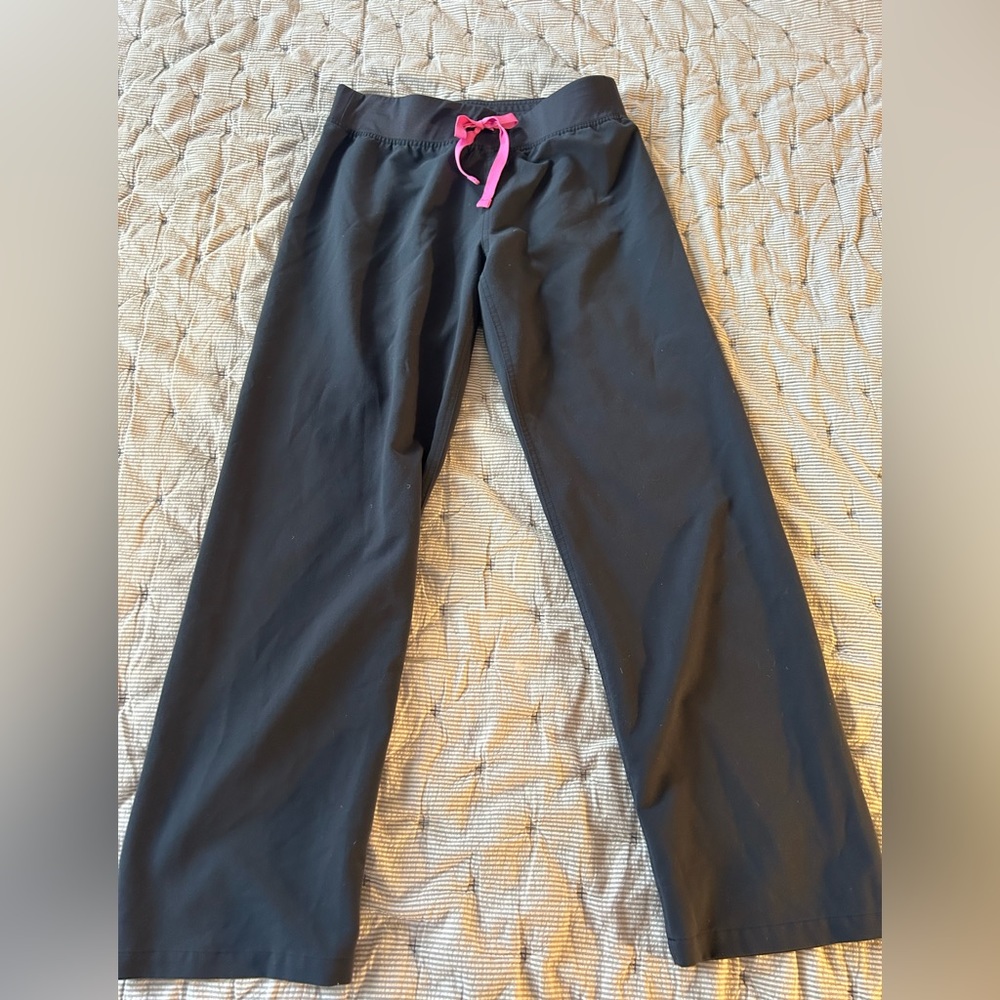 Figs Night Sky Livingston - Petite Basic Scrub Pants - S - Petite / Night Sky